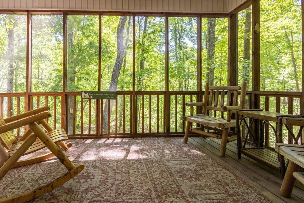 Pet Friendly Luxury Cabin Near Helen With Fire Pit Cleveland Exteriör bild