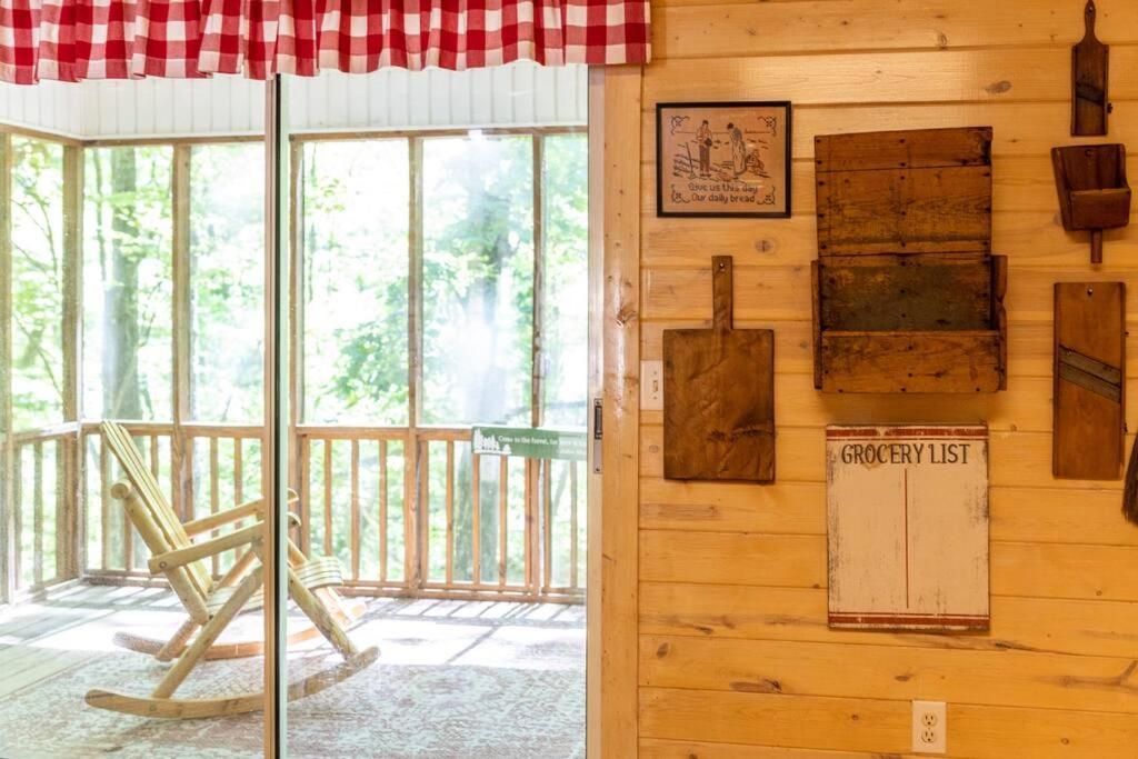 Pet Friendly Luxury Cabin Near Helen With Fire Pit Cleveland Exteriör bild