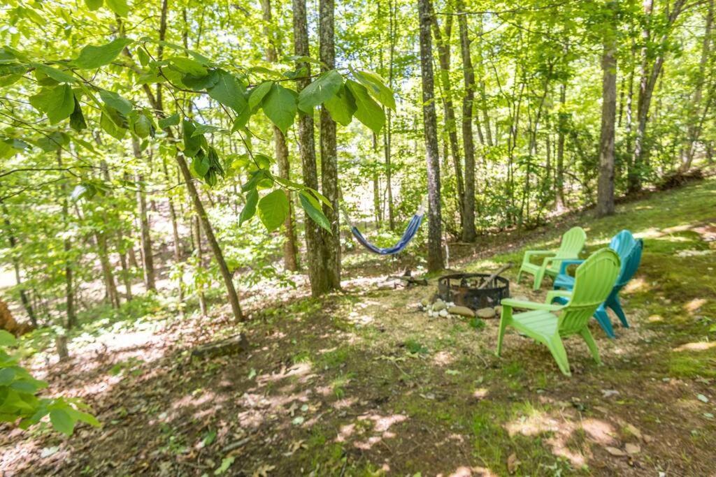 Pet Friendly Luxury Cabin Near Helen With Fire Pit Cleveland Exteriör bild