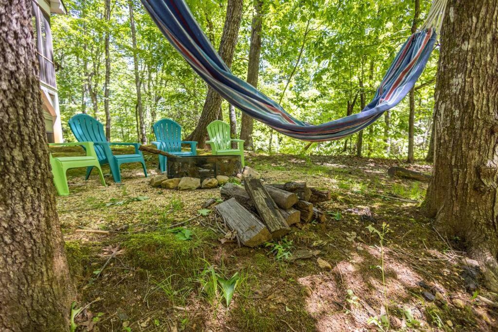 Pet Friendly Luxury Cabin Near Helen With Fire Pit Cleveland Exteriör bild