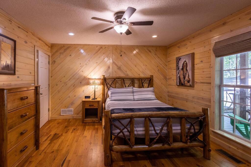 Pet Friendly Luxury Cabin Near Helen With Fire Pit Cleveland Exteriör bild