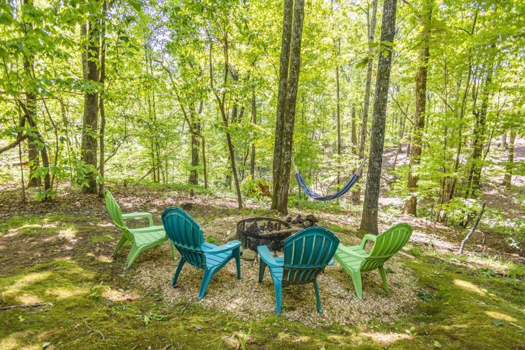Pet Friendly Luxury Cabin Near Helen With Fire Pit Cleveland Exteriör bild